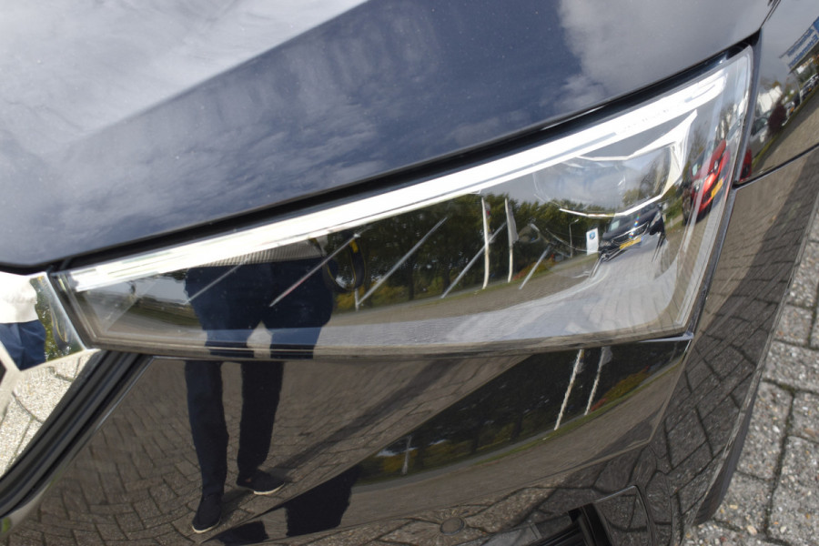 Škoda SCALA 1.0 TSI Business Edition Automaat / Panoramadak / Parkeerhulp / Virtual Cockpit / LED/ Climate Control