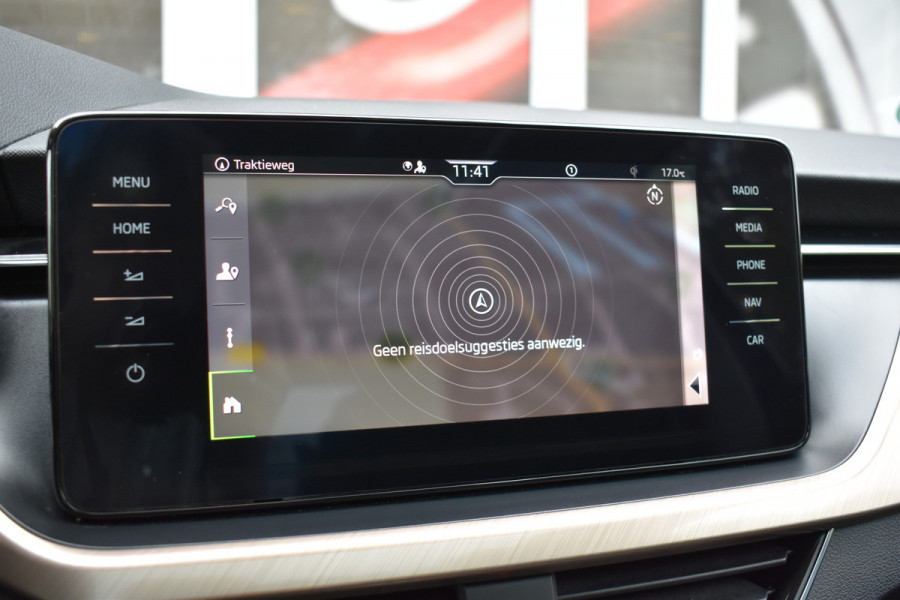 Škoda SCALA 1.0 TSI Business Edition Automaat / Panoramadak / Parkeerhulp / Virtual Cockpit / LED/ Climate Control