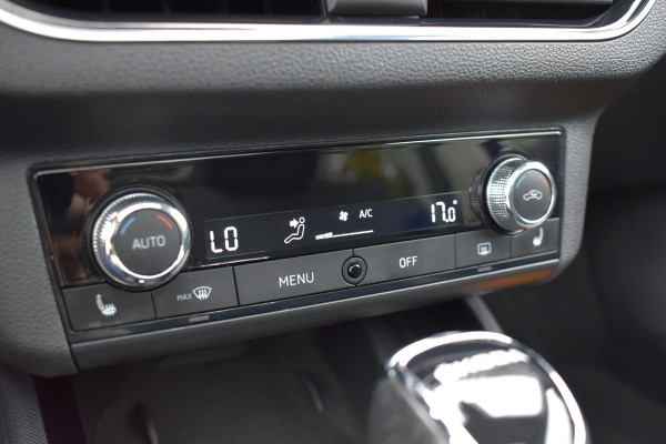 Škoda SCALA 1.0 TSI Business Edition Automaat / Panoramadak / Parkeerhulp / Virtual Cockpit / LED/ Climate Control