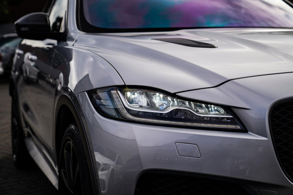 Jaguar F-Pace 5.0 V8 S/C AWD SVR | Lane Assist | Luxe Kuipstoelen | Head up | Meridian Sound system | 551PK | Dealer onderhouden |