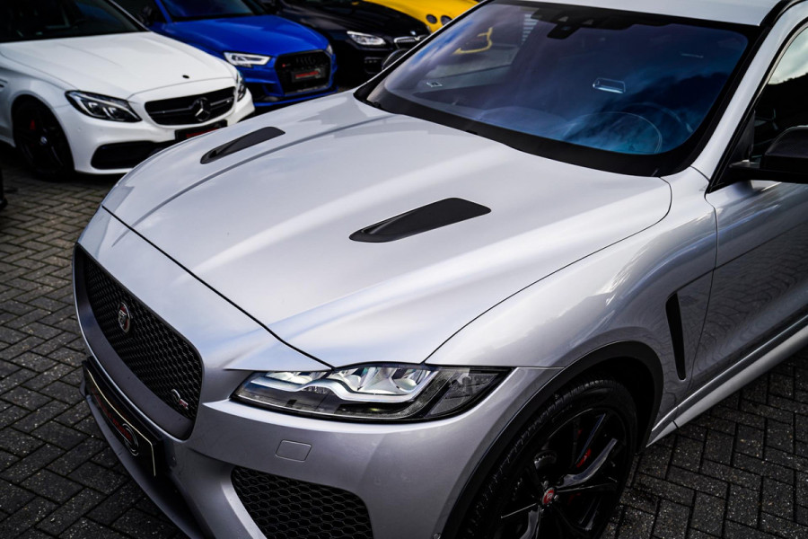 Jaguar F-Pace 5.0 V8 S/C AWD SVR | Lane Assist | Luxe Kuipstoelen | Head up | Meridian Sound system | 551PK | Dealer onderhouden |
