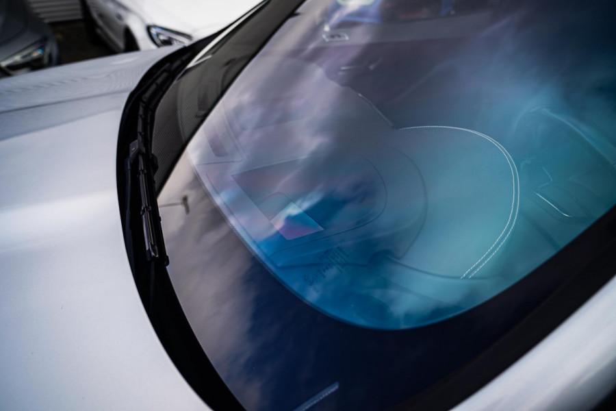 Jaguar F-Pace 5.0 V8 S/C AWD SVR | Lane Assist | Luxe Kuipstoelen | Head up | Meridian Sound system | 551PK | Dealer onderhouden |