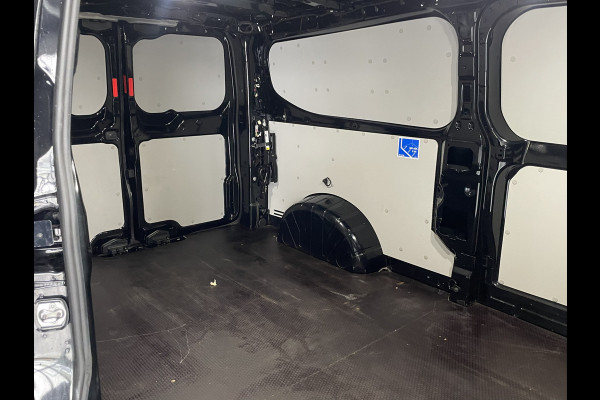 Ford Transit Custom 320 2.0 TDCI L2H1 NEXT LEVEL EDITION / Camera / Apple Carplay / Trekhaak
