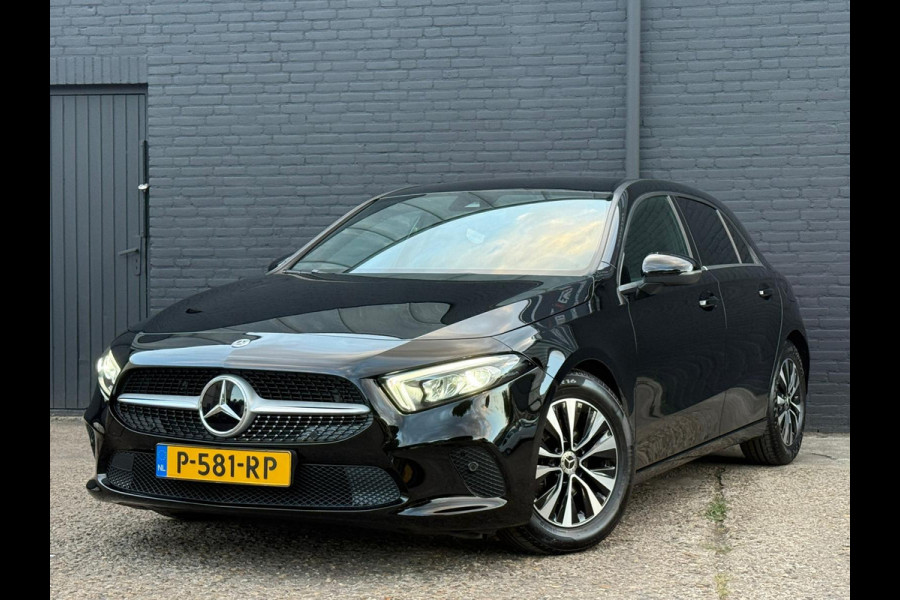 Mercedes-Benz A-Klasse 180 Business Solution AMG | STOEL VERW | CAMERA | CARPLAY | MULTI STUUR | NWE APK