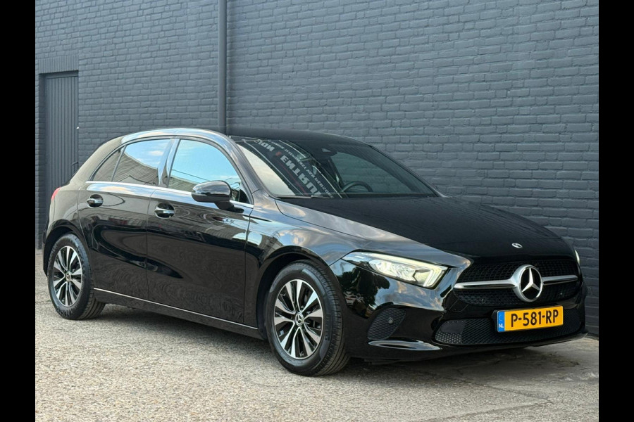 Mercedes-Benz A-Klasse 180 Business Solution AMG | STOEL VERW | CAMERA | CARPLAY | MULTI STUUR | NWE APK