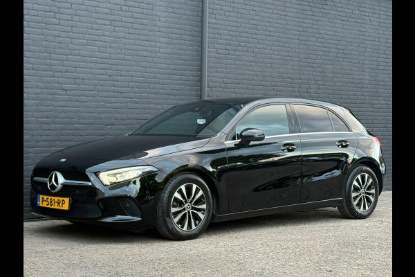 Mercedes-Benz A-Klasse 180 Business Solution AMG | STOEL VERW | CAMERA | CARPLAY | MULTI STUUR | NWE APK