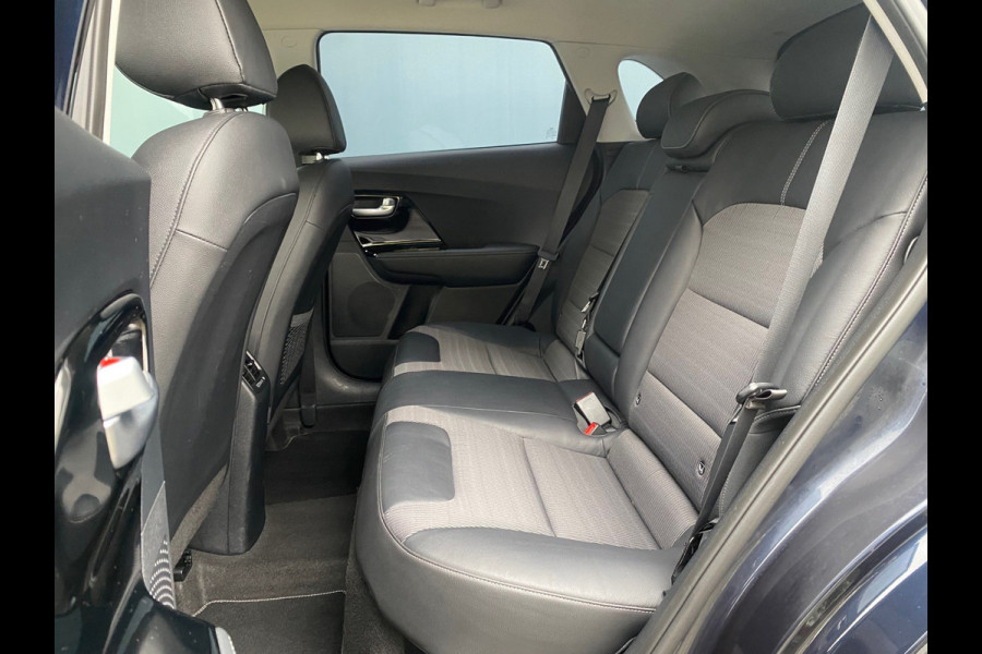 Kia Niro BWJ 2019 | 1.6 GDi 142PK Hybrid DynamicLine | TREKHAAK | LEDER | CLIMA | NAVI | CAMERA | CARPLAY | PRIVACY GLASS | Kia Niro BWJ 2019 | 1.6 GDi 142PK Hybrid DynamicLine | TREKHAAK | LEDER | CLIMA | NAVI | CAMERA | CARPLAY | PRIVACY GLASS |