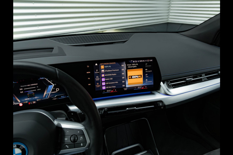 BMW 2 Serie Active Tourer 230e xDrive - Pano - Trekhaak - Memoryzetel - Driving + Parking Ass Prof