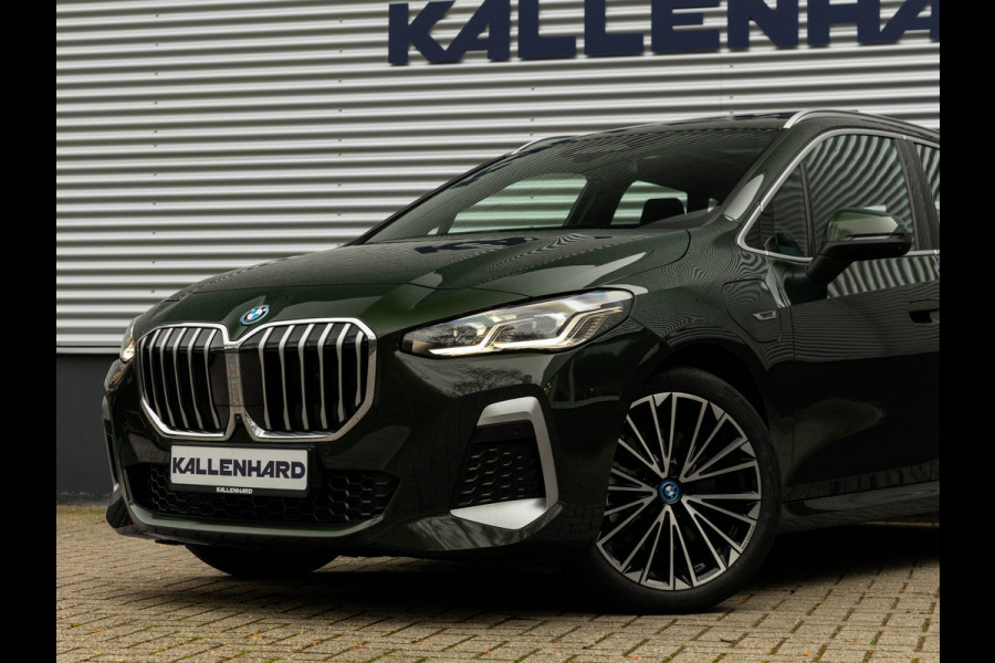 BMW 2 Serie Active Tourer 230e xDrive - Pano - Trekhaak - Memoryzetel - Driving + Parking Ass Prof