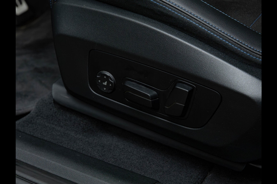BMW 2 Serie Active Tourer 230e xDrive - Pano - Trekhaak - Memoryzetel - Driving + Parking Ass Prof