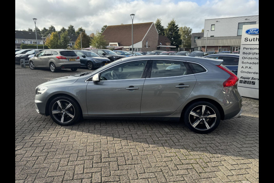 Volvo V40 2.0 T3 Edition+ 152pk Stoelverwarming | Full LED | Navigatie | 18 inch | Half leder