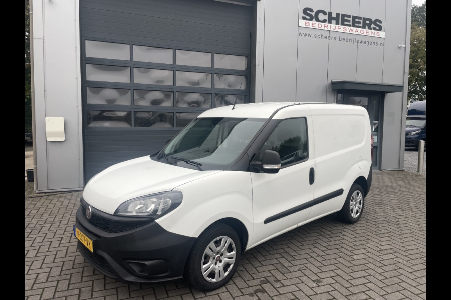 Fiat Dobló Cargo 1.6 MJ 105PK airco | navigatie | 3-zits