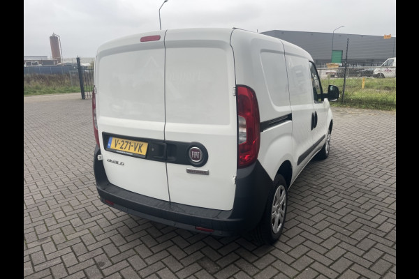 Fiat Dobló Cargo 1.6 MJ 105PK airco | navigatie | 3-zits
