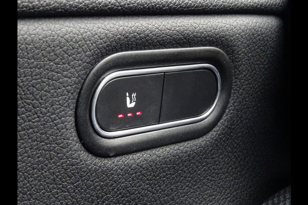 Mercedes-Benz A-Klasse 180 Premium * 18 INCH * LEER * GR NAVI * CAMERA !!