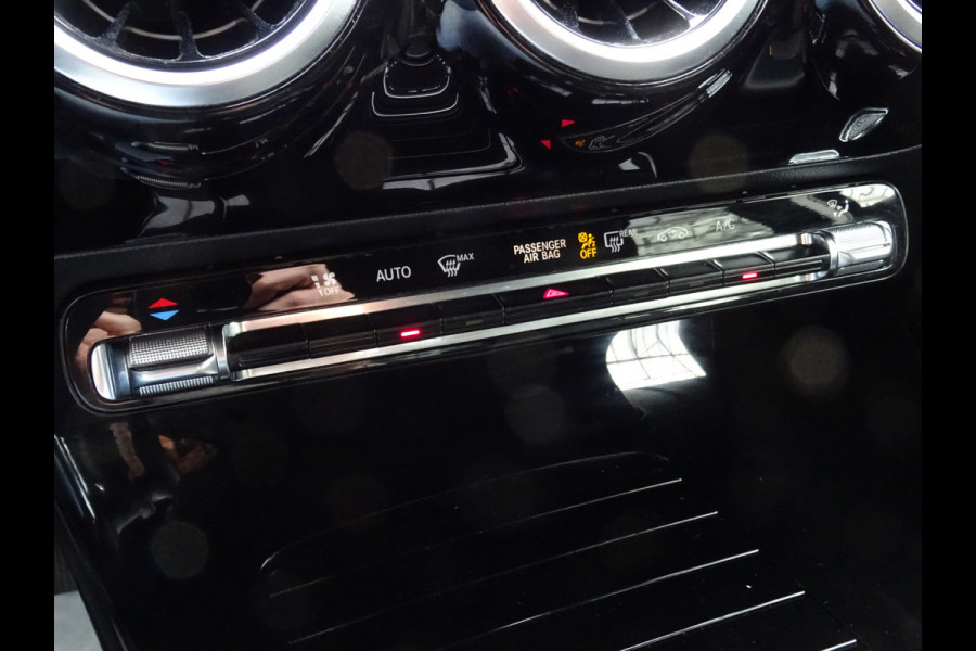 Mercedes-Benz A-Klasse 180 Premium * 18 INCH * LEER * GR NAVI * CAMERA !!