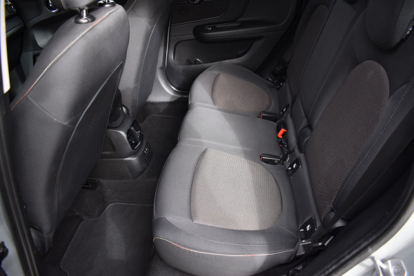 MINI Countryman 1.5 One Business Edition Automaat / Parkeerhulp / Keyless / Trekhaak / Harman Kardon / 18'' LM / LED