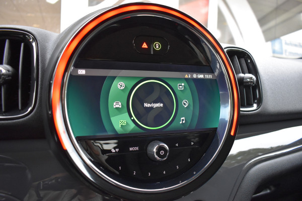 MINI Countryman 1.5 One Business Edition Automaat / Parkeerhulp / Keyless / Trekhaak / Harman Kardon / 18'' LM / LED
