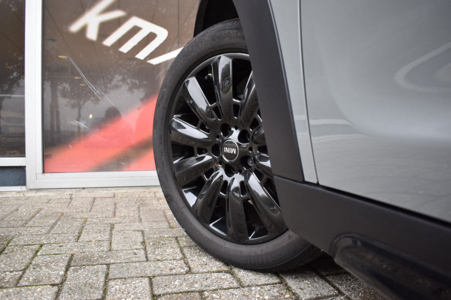 MINI Countryman 1.5 One Business Edition Automaat / Parkeerhulp / Keyless / Trekhaak / Harman Kardon / 18'' LM / LED