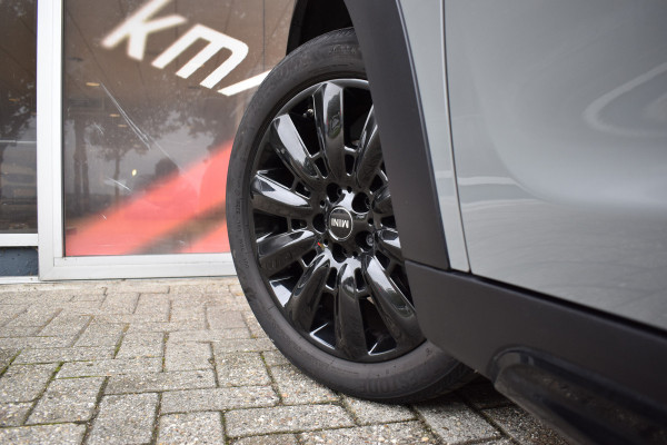 MINI Countryman 1.5 One Business Edition Automaat / Parkeerhulp / Keyless / Trekhaak / Harman Kardon / 18'' LM / LED