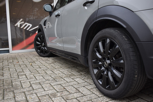 MINI Countryman 1.5 One Business Edition Automaat / Parkeerhulp / Keyless / Trekhaak / Harman Kardon / 18'' LM / LED