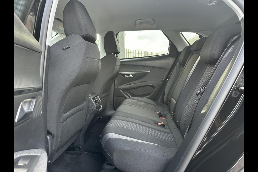 Peugeot 3008 1.2 PureTech Blue Lease Executive 2e Eigenaar,Navi,Clima,Cruise,PDC V+A,Trekhaak,Carplay,N.A.P,Nieuwe APK bij Aflevering