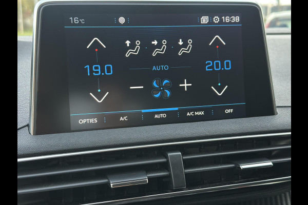 Peugeot 3008 1.2 PureTech Blue Lease Executive 2e Eigenaar,Navi,Clima,Cruise,PDC V+A,Trekhaak,Carplay,N.A.P,Nieuwe APK bij Aflevering