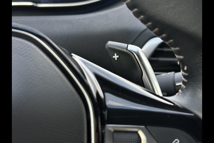 Peugeot 3008 1.2 PureTech Blue Lease Executive 2e Eigenaar,Navi,Clima,Cruise,PDC V+A,Trekhaak,Carplay,N.A.P,Nieuwe APK bij Aflevering