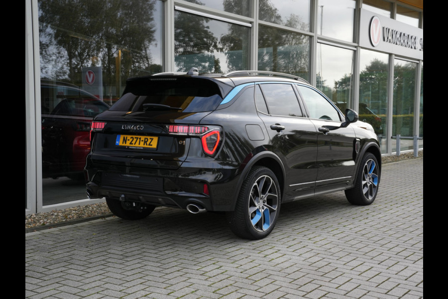 Lynk & Co 01 1.5 262pk Plug-in Hybrid | Trekhaak | Panoramadak | ACC | Navigatie | Camera