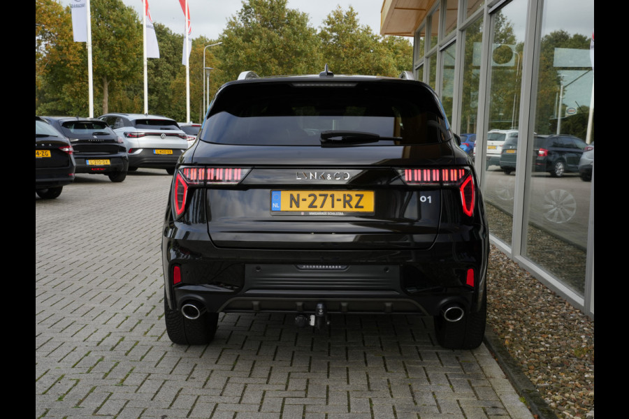 Lynk & Co 01 1.5 262pk Plug-in Hybrid | Trekhaak | Panoramadak | ACC | Navigatie | Camera
