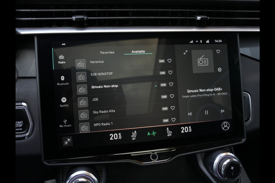 Lynk & Co 01 1.5 262pk Plug-in Hybrid | Trekhaak | Panoramadak | ACC | Navigatie | Camera