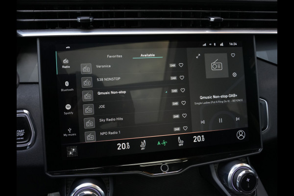 Lynk & Co 01 1.5 262pk Plug-in Hybrid | Trekhaak | Panoramadak | ACC | Navigatie | Camera