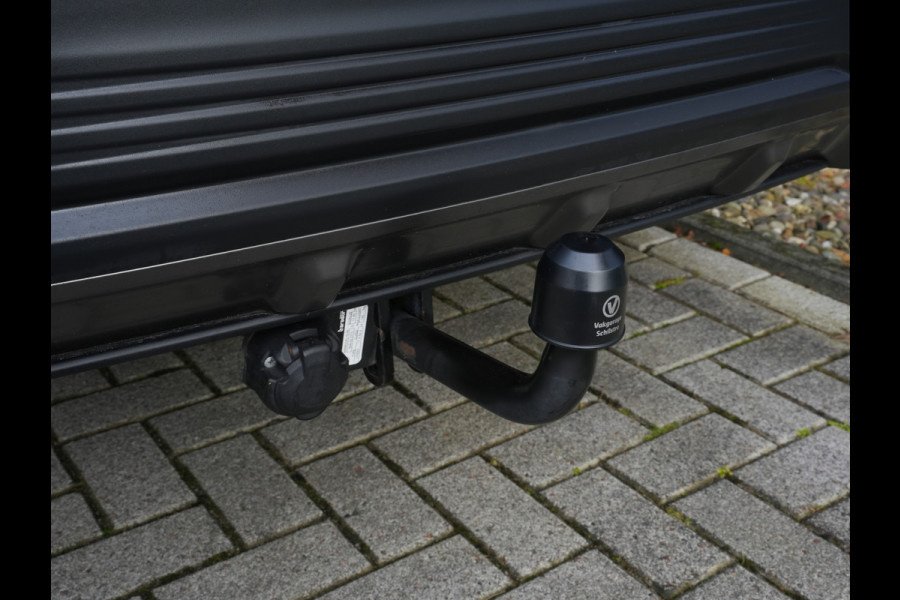 Lynk & Co 01 1.5 262pk Plug-in Hybrid | Trekhaak | Panoramadak | ACC | Navigatie | Camera