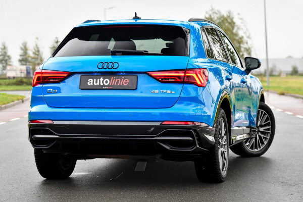 Audi Q3 45 TFSI e 3x S-Line. Matrix, Keyless, Camera, Sfeer, CarPlay, Dodeh!