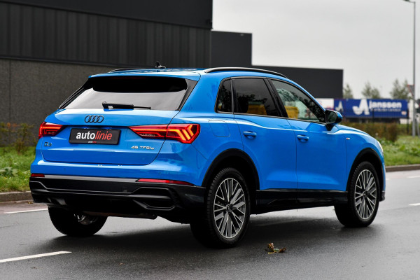 Audi Q3 45 TFSI e 3x S-Line. Matrix, Keyless, Camera, Sfeer, CarPlay, Dodeh!