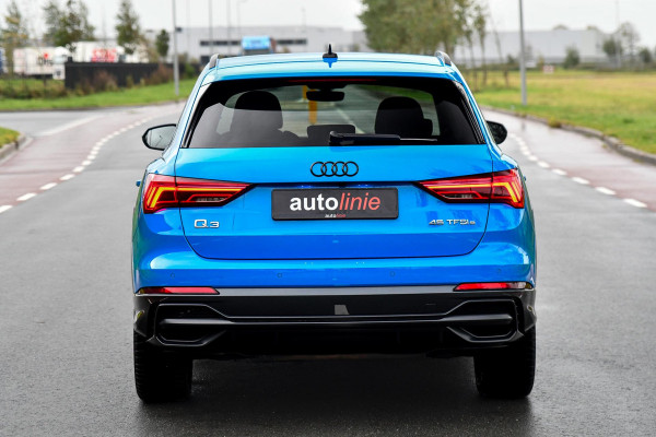Audi Q3 45 TFSI e 3x S-Line. Matrix, Keyless, Camera, Sfeer, CarPlay, Dodeh!