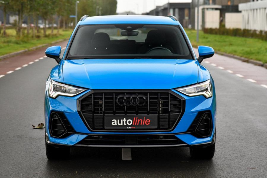 Audi Q3 45 TFSI e 3x S-Line. Matrix, Keyless, Camera, Sfeer, CarPlay, Dodeh!