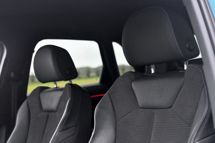 Audi Q3 45 TFSI e 3x S-Line. Matrix, Keyless, Camera, Sfeer, CarPlay, Dodeh!