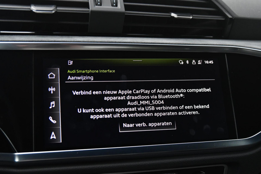 Audi Q3 45 TFSI e 3x S-Line. Matrix, Keyless, Camera, Sfeer, CarPlay, Dodeh!