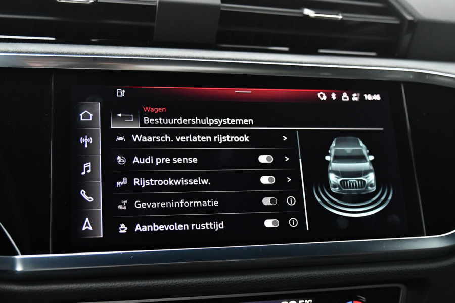 Audi Q3 45 TFSI e 3x S-Line. Matrix, Keyless, Camera, Sfeer, CarPlay, Dodeh!