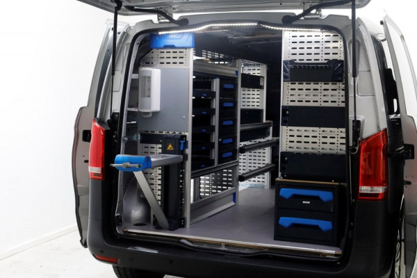 Mercedes-Benz Vito 114 CDI 136pk Compact 9G Automaat 2x Schuifdeur/LED/Camera/Navi/Inrichting 07-2022