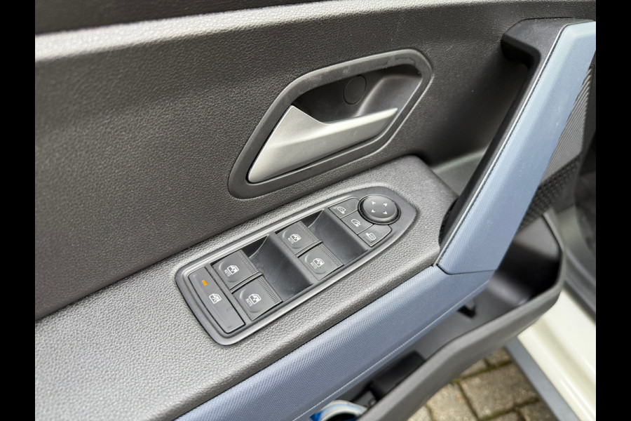 Dacia Duster 1.6 Hybrid 140 Journey - Navi - Climate - Trekhaak - Org.NL