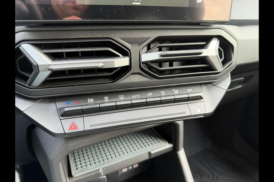 Dacia Duster 1.6 Hybrid 140 Journey - Navi - Climate - Trekhaak - Org.NL