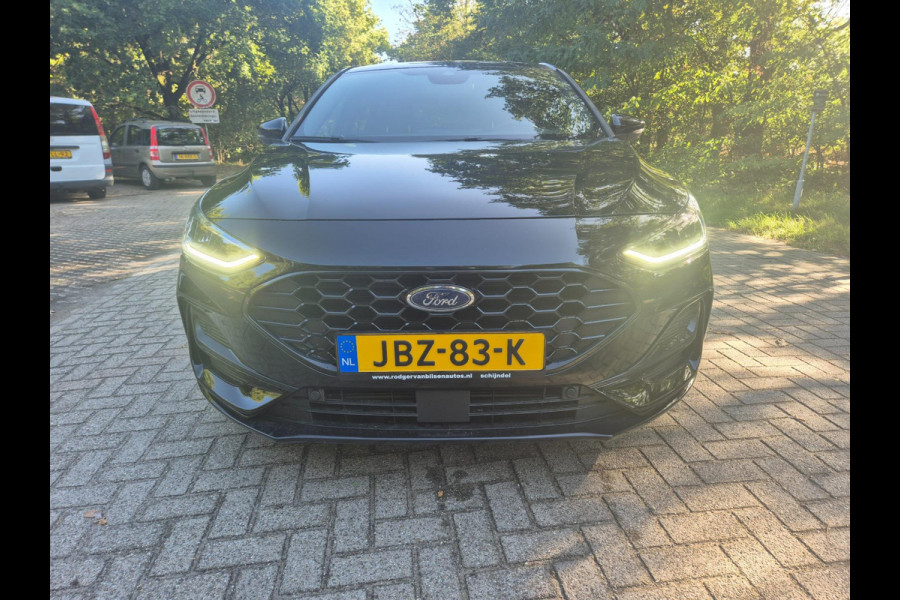 Ford Focus 1.0 EcoBoost Hybrid ST Line