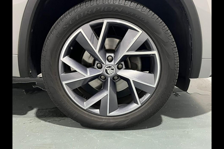 Škoda Kodiaq 1.5 TSI Sportline Business + TREKHAAK/PREMIUM AUDIO/KEYLESS/VERWARME VOORSTOELEN