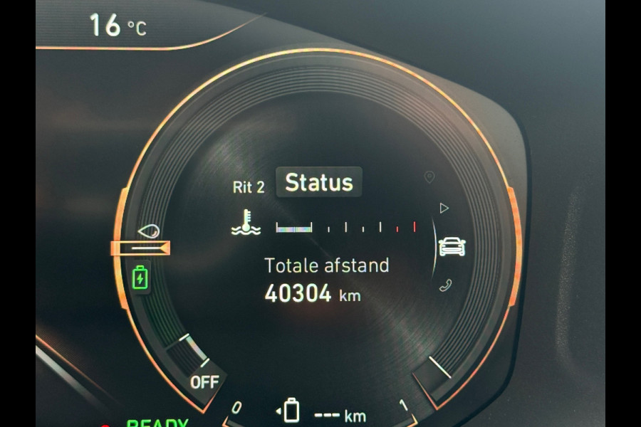 Lynk & Co 01 1.5 PHEV BLACK EDITION 261PK AUTOMAAT 360 CAMERA (RIJKLAARPRIJS)