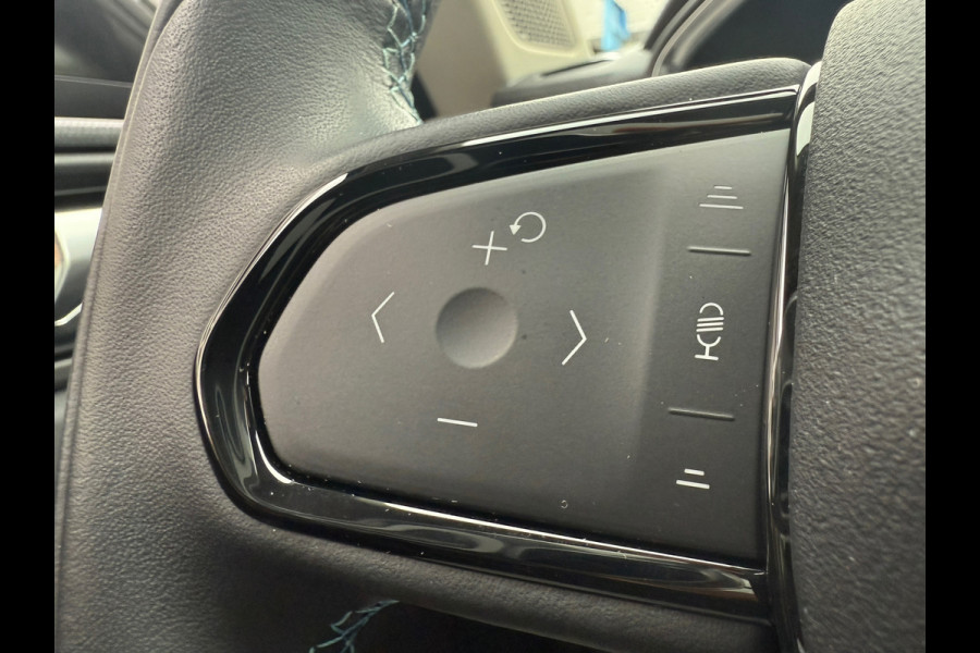 Lynk & Co 01 1.5 PHEV BLACK EDITION 261PK AUTOMAAT 360 CAMERA (RIJKLAARPRIJS)