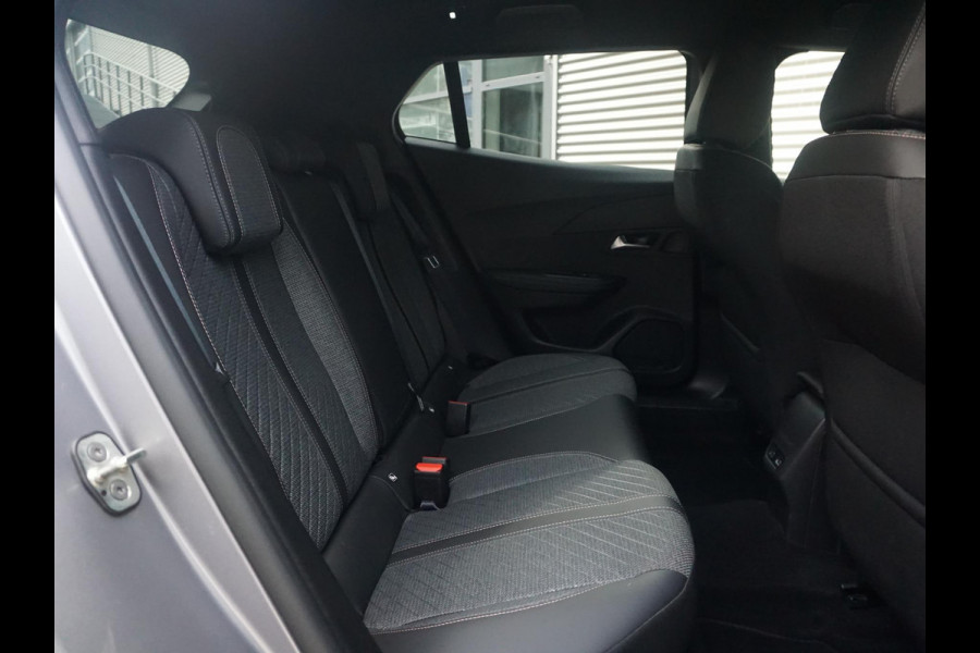 Peugeot 2008 1.2 PureTech 100 Allure