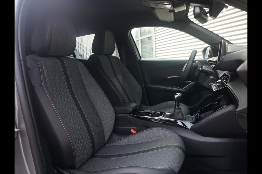 Peugeot 2008 1.2 PureTech 100 Allure