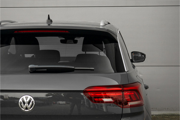 Volkswagen T-Roc 1.5 TSI 150PK DSG R-Line Beats 19"