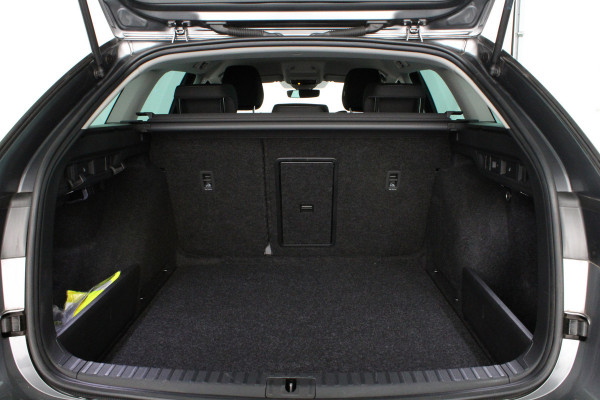 Škoda Octavia Combi 1.0 e-TSI Ambition > Trekhaak/Camera/Stoelverwarming/Sfeerverlichting.... | 4353| Škoda Octavia Combi 1.0 e-TSI Ambition > Trekhaak/Camera/Stoelverwarming/Sfeerverlichting.... | 4353|